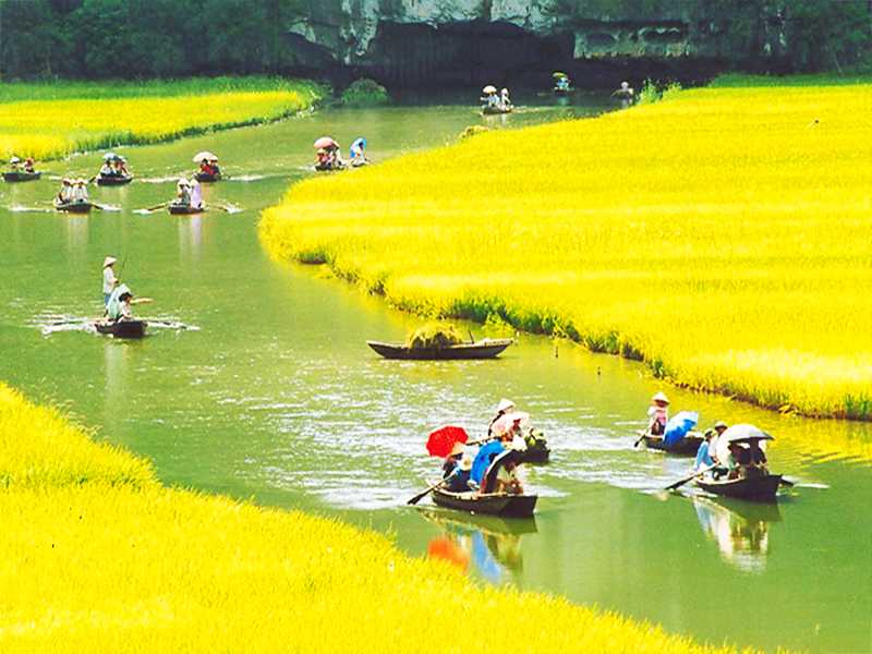 Ninh Binh Tour 2 Days 1 Night - Hoa Lu - Tam Coc - Mua Cave - Bai Dinh - Trang An